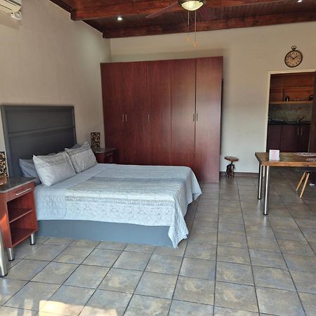 Mountain Valley Stay - Unit 4 Mbombela Luaran gambar
