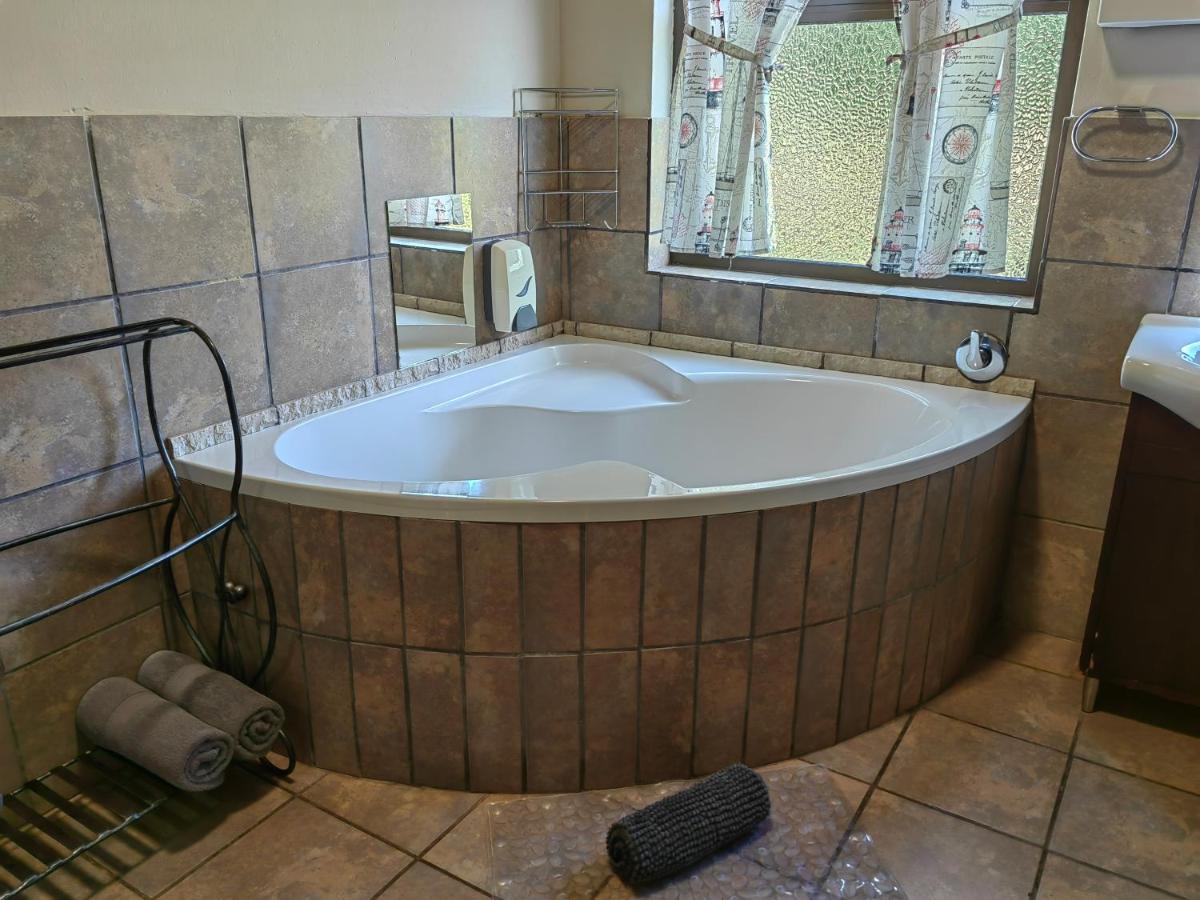 Mountain Valley Stay - Unit 4 Mbombela Luaran gambar